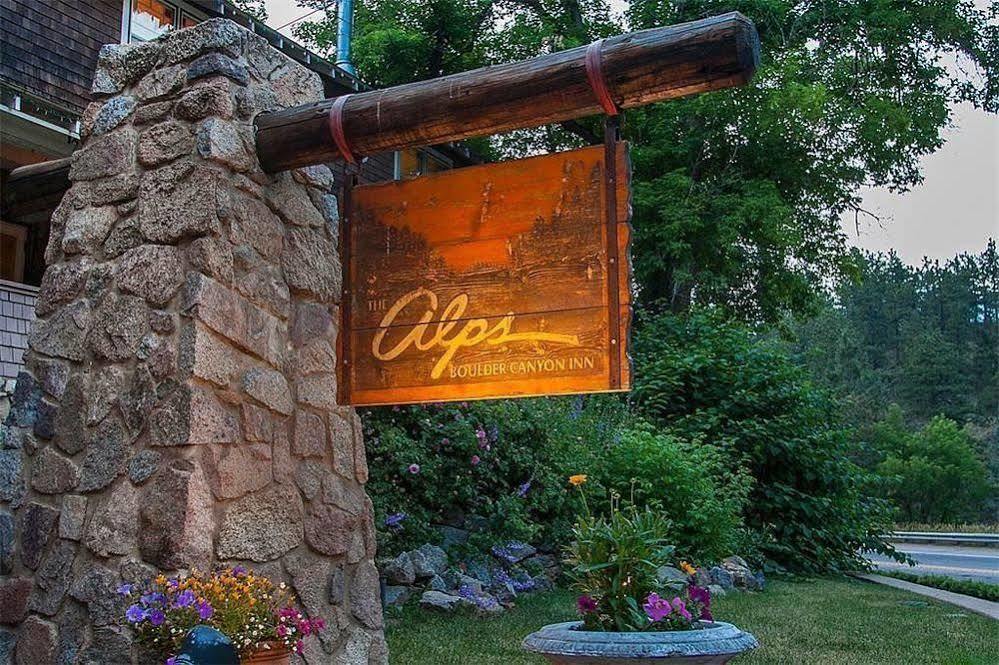 Alps Boulder Canyon Inn エクステリア 写真